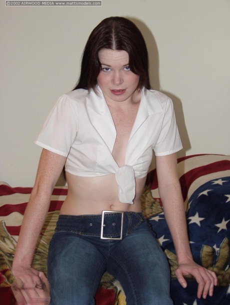 nerdy brunette teen top gallery