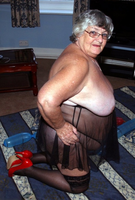 Grandma Libby erotic star pics