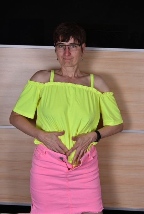 short hair babysitters beautiful gallery