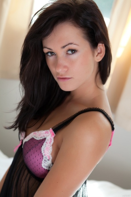 blackedraw brunette hd image