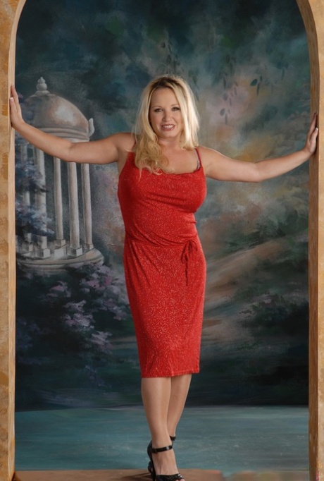 Rachel Love hd model photo